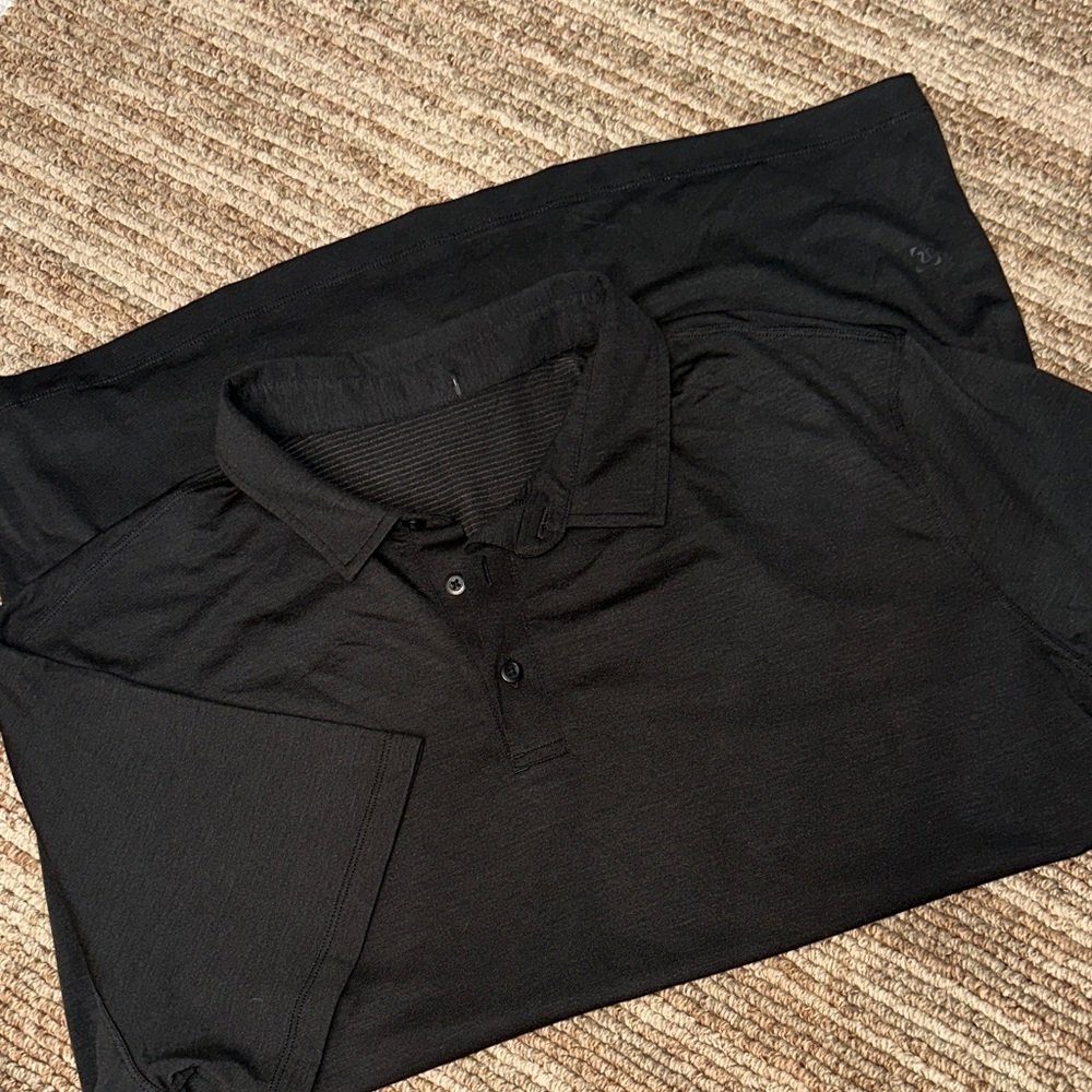 Lululemon men’s black polo